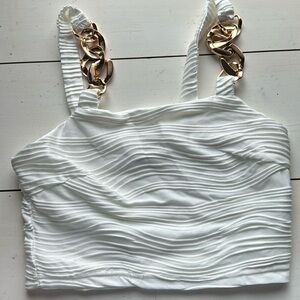 White chain top